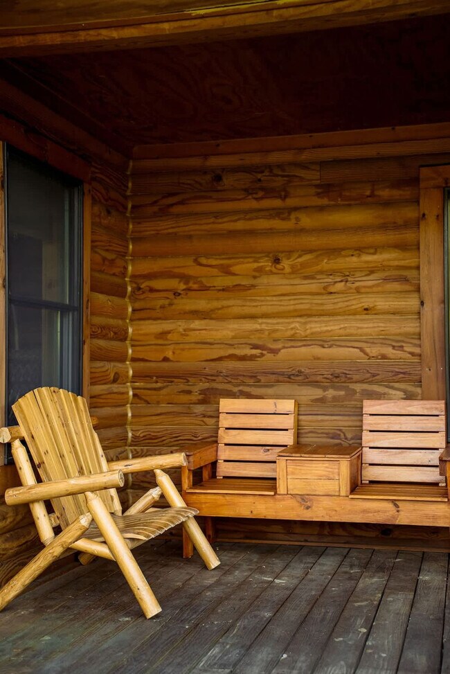 Building Photo - 7223 Ferry Rd