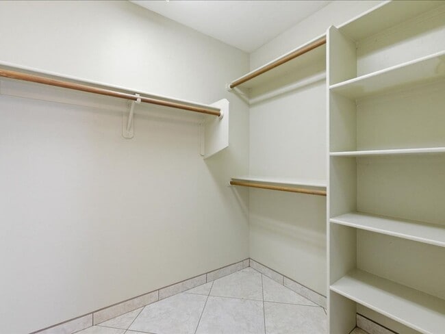 Building Photo - Spacious Living in a Gated Community with Amenities!