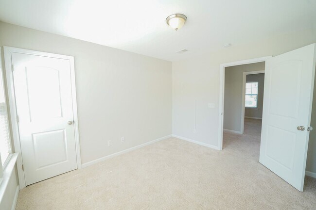 Building Photo - Coming Available!