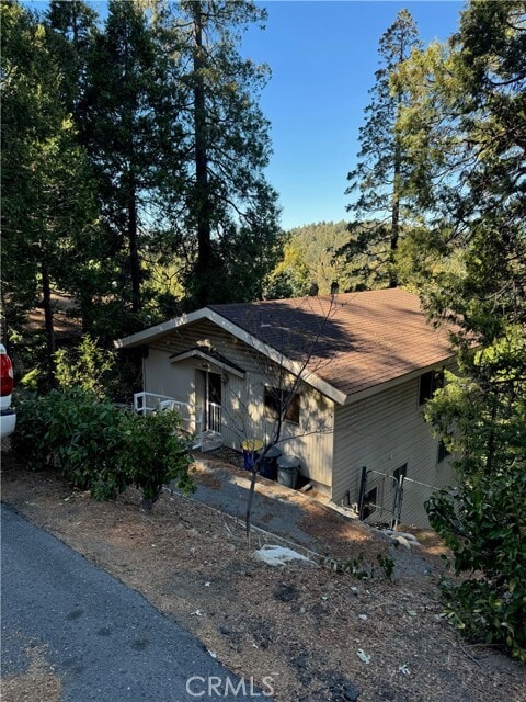 Building Photo - 24058 Cresta Dr