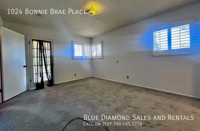 Building Photo - 1024 Bonnie Brae Pl