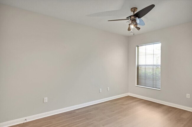 Building Photo - 4969 Corsica Square