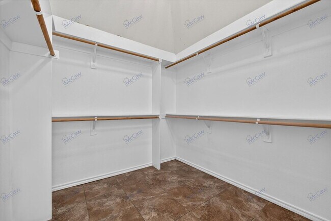 Building Photo - 305 Brazil Dr