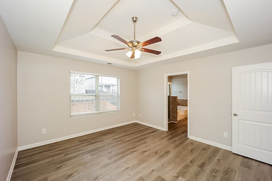 Building Photo - 5914 Grande River Rd