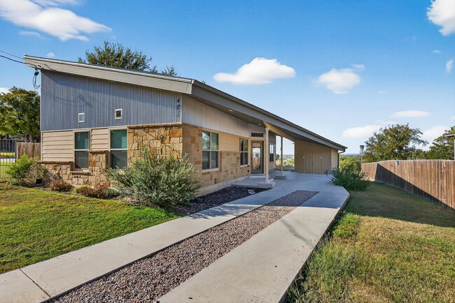 Primary Photo - 4305 Oak Park Dr