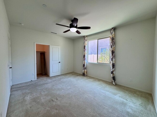 Building Photo - 4 bedroom single story Spencers Crossing h...