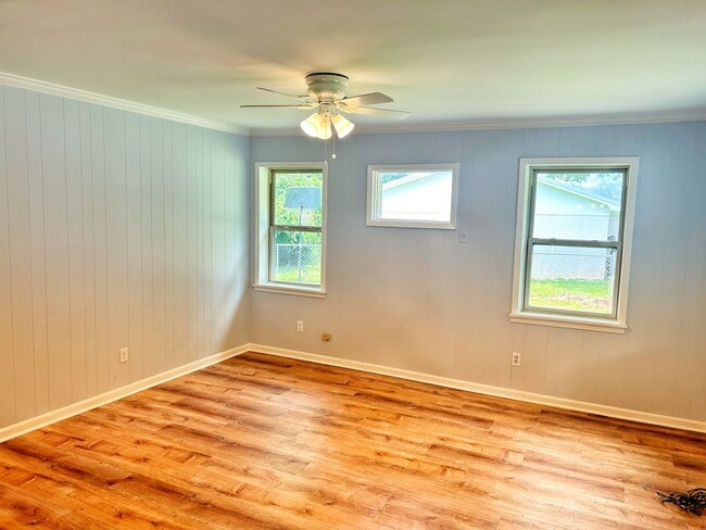 Building Photo - 1711 Burney Br Dr