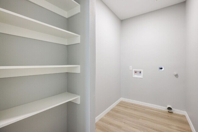 Building Photo - "Charming 3-Bedroom Denison Home with Gran...