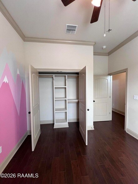 Building Photo - 100 Birchview Dr