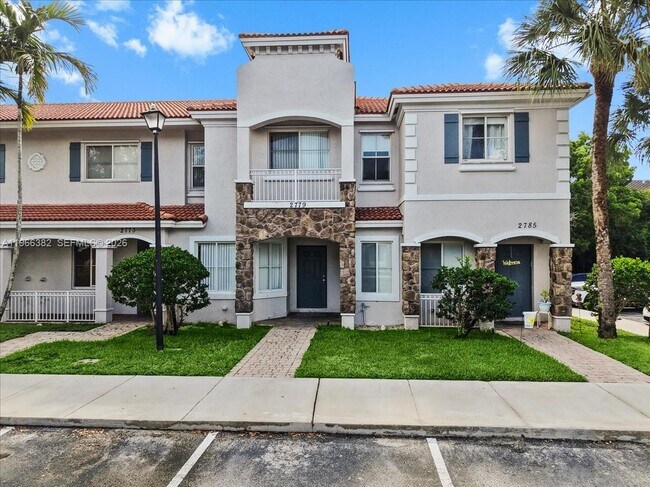 Building Photo - 2779 SW 82nd Ave