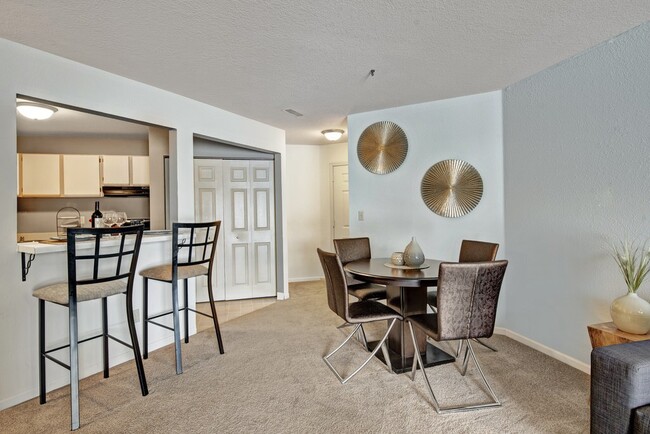 Building Photo - River's Cove