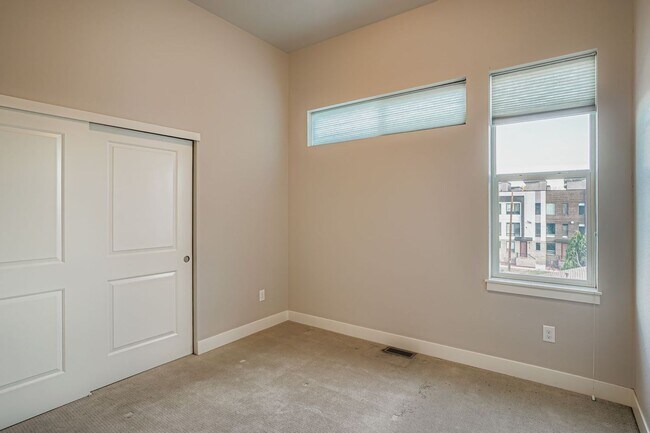 Building Photo - Views for Days! Rooftop Retreat Near Sloan...