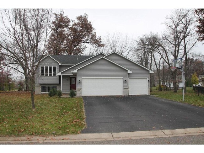 Primary Photo - 7757 Pinto Ln