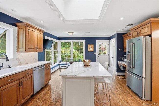 Building Photo - 1120 Cove Edge Rd