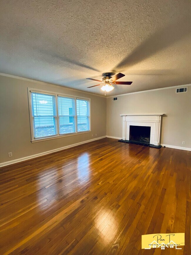 Building Photo - The home you want in Ardsley Park