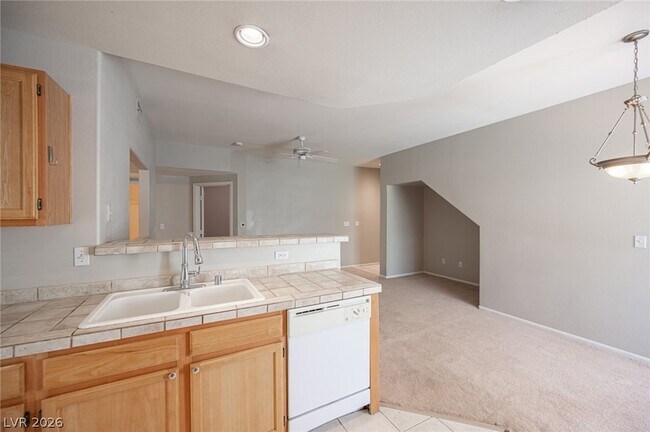 Building Photo - 10211 Red Pueblo Pl