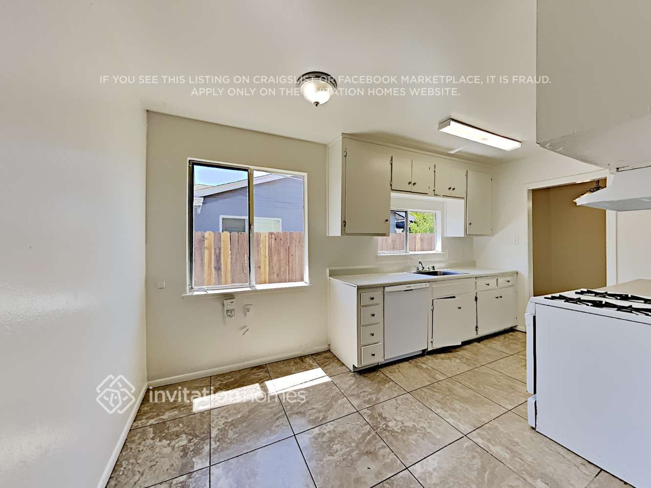 Building Photo - 2222 Babette Way