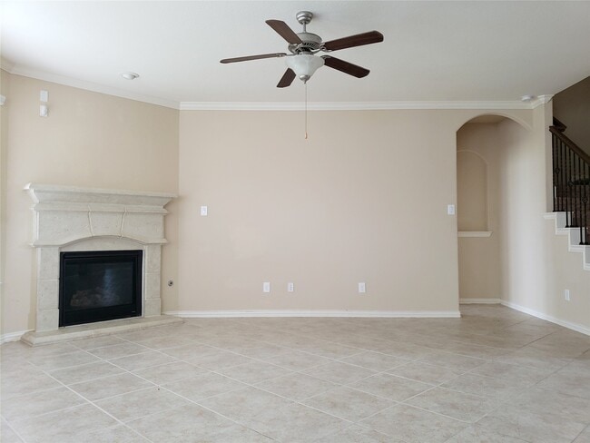Building Photo - 8818 Cornina Dr