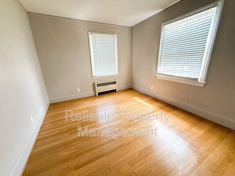 Building Photo - 106 Donald Ross Dr