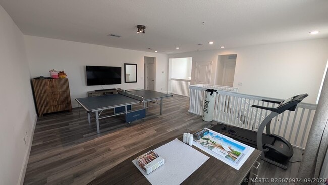 Building Photo - 5011 Beland Dr