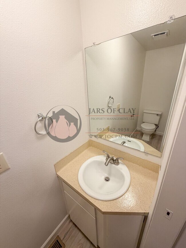 Building Photo - Fircrest Ct SE Duplex #2021-740