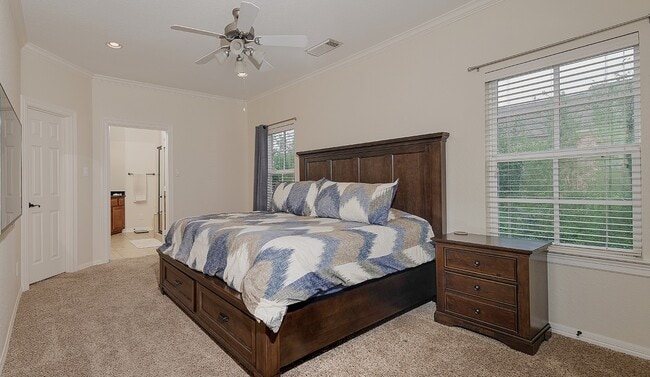 Building Photo - 79 History Row