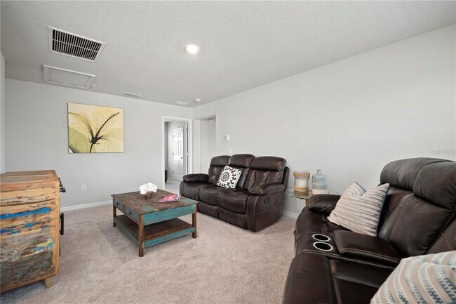 Building Photo - 5636 Silver Sun Dr