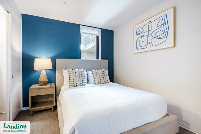 Building Photo - 372 Fourth Ave