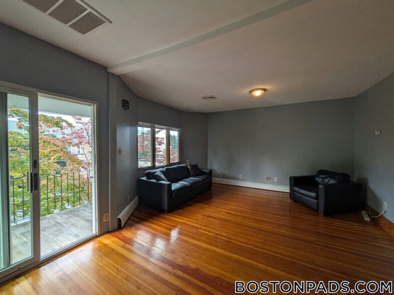 Building Photo - 80 North St