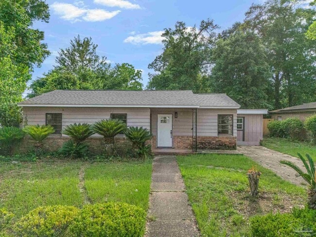 Building Photo - 3211 Torres Ave