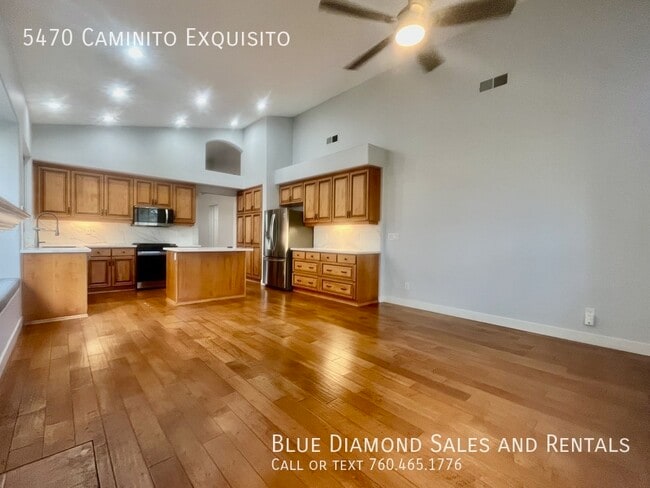 Building Photo - 5470 Caminito Exquisito