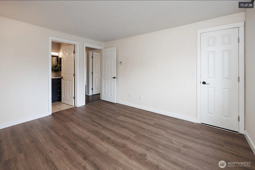 Building Photo - 16817 Larch Way