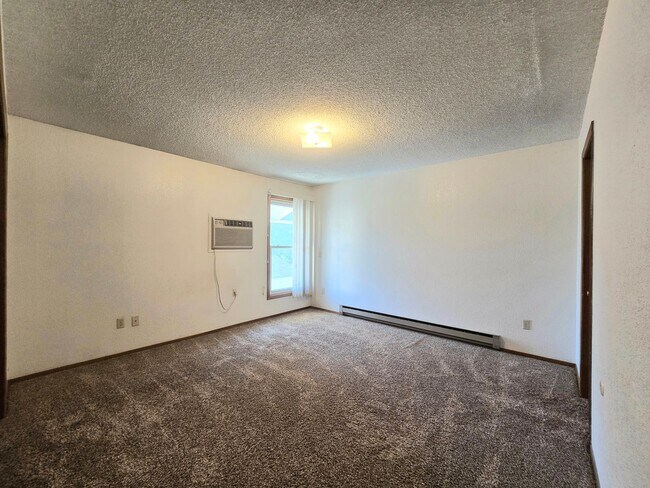 Building Photo - 251-259 Westchester Sq S