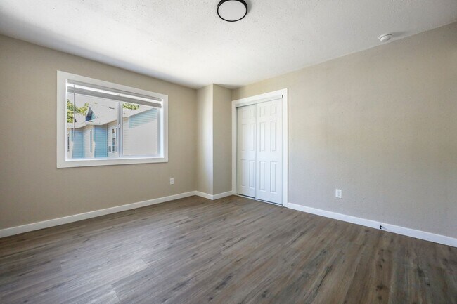 Building Photo - 2829 SE 90th Pl
