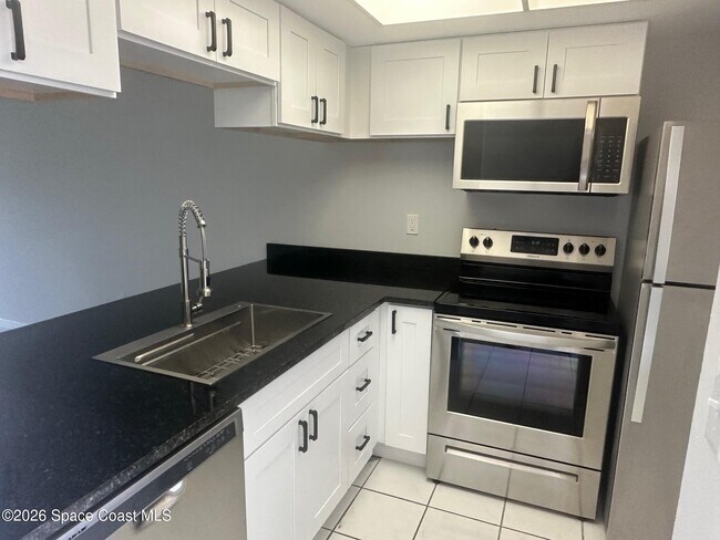 Building Photo - 1720 Murrell Rd