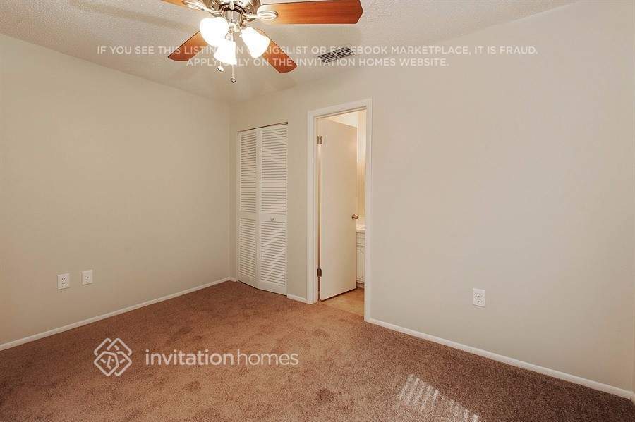 Building Photo - 7216 14th Ave NW