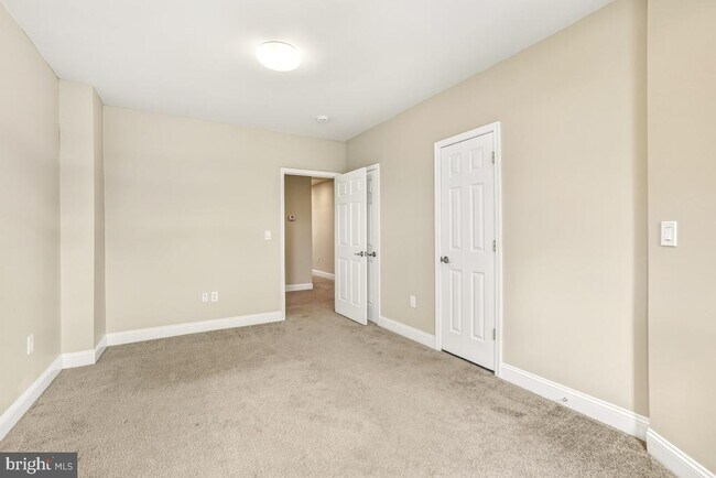 Building Photo - 3117 11th St NW