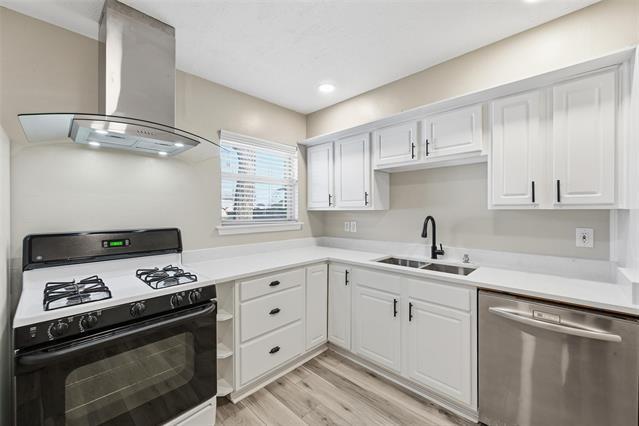 Building Photo - 2015 Salem St