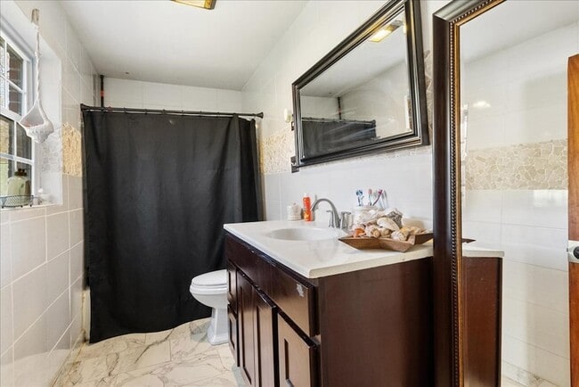 Building Photo - 3025 Cleveland Hwy