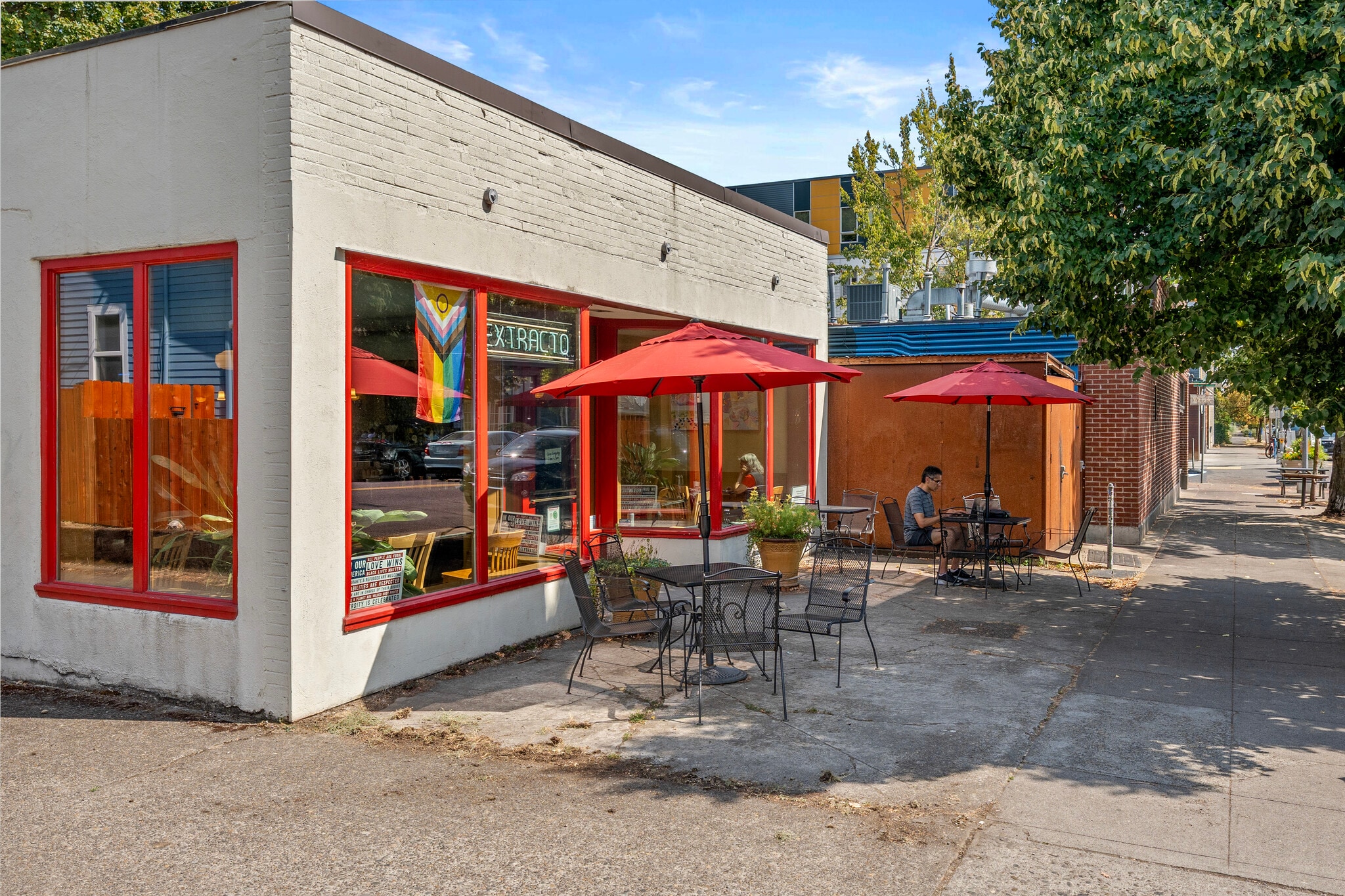 Extracto Coffee Roasters - 5263 NE 32nd Pl
