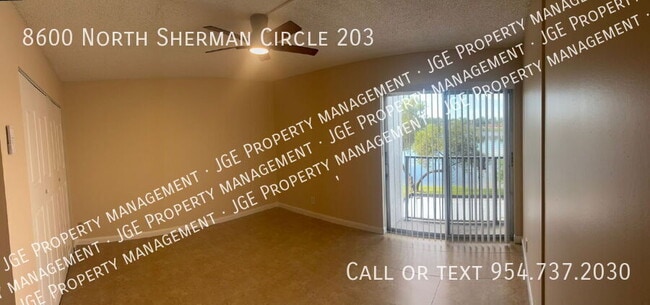 Building Photo - 8600 N Sherman Cir