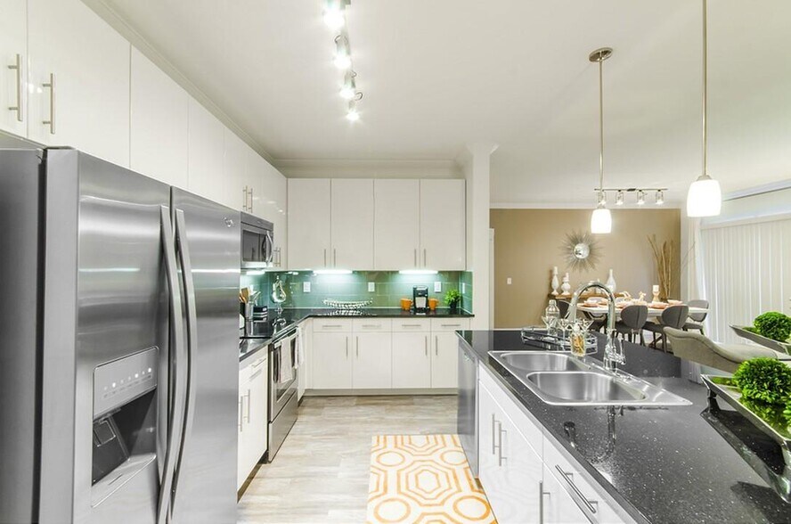 Building Photo - 1100 W Trinity Mills Rd