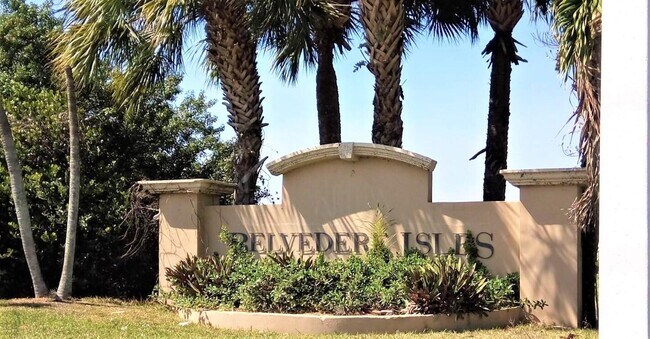 Building Photo - 1145 Golden Lakes Blvd