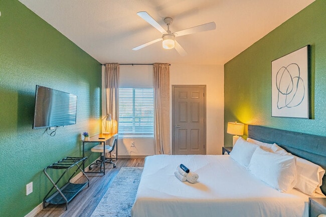 Building Photo - 9600 W Georgia Ave