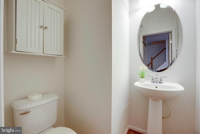 Building Photo - 8346 Leighlex Ct