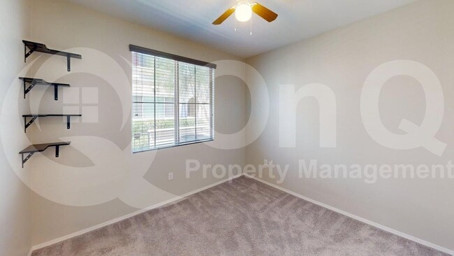 Building Photo - 2664 S Peppertree Dr