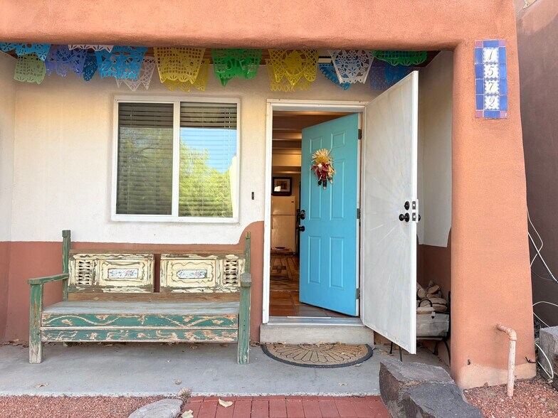 Building Photo - 1572 Avenida de Las Americas