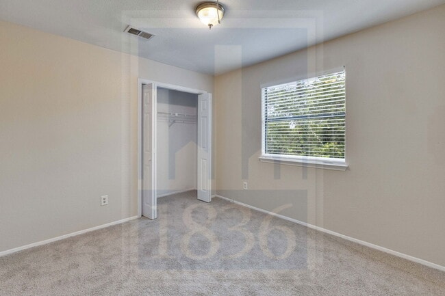 Building Photo - 2905 W Slaughter Ln