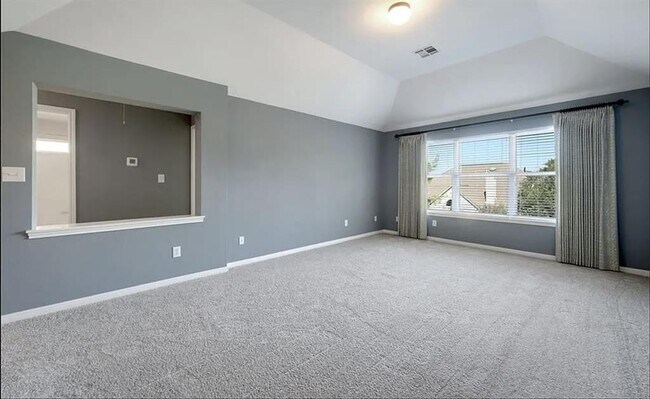 Building Photo - 15904 Double Eagle Dr