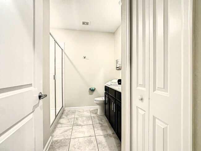 Building Photo - Beautiful 2-Bedroom, 2-Bath Furnished Condo in ChampionsGate Resort – Furniture Optional!